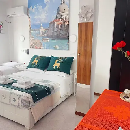 아파트 Sogna Venezia 15 *